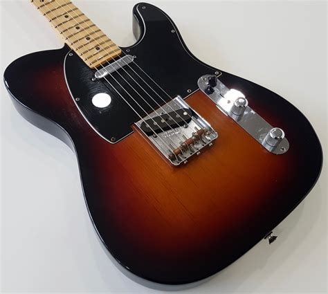 qual valor da guitarra fender original americana especial telecaster